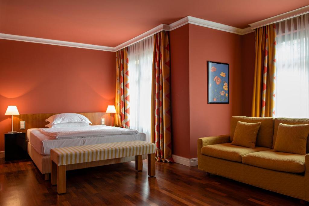 Zeller-Hotel+Restaurant Kahl am Main Rum bild